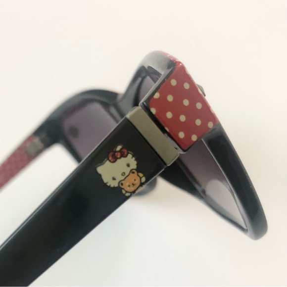 Hello Kitty Girls Sunglasses - Picture 5 of 5